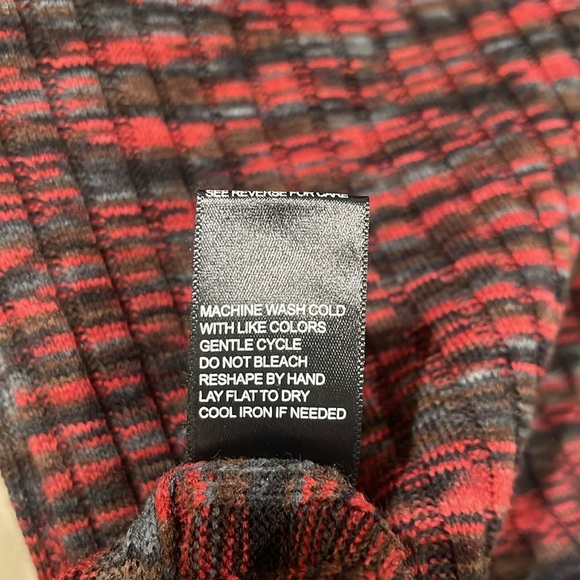 LAST CALL!! GREAT CONDITION DRESS - Picture 8 of 8